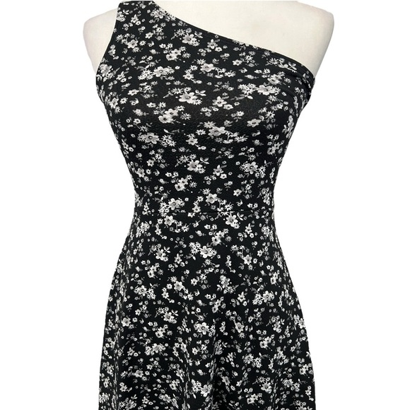 SO Black and White One-Shoulder Fit and Flare Cocktail Dress - Picture 2 of 10